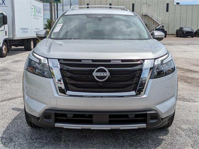 new 2025 Nissan Pathfinder car, priced at $40,436