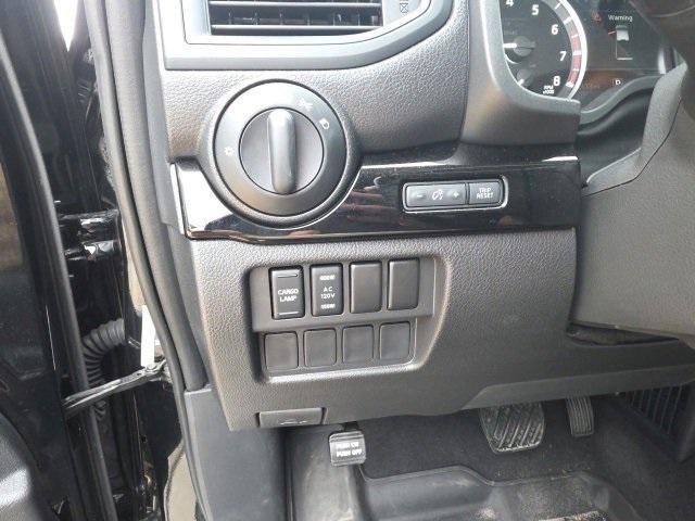 used 2024 Nissan Titan car, priced at $39,791