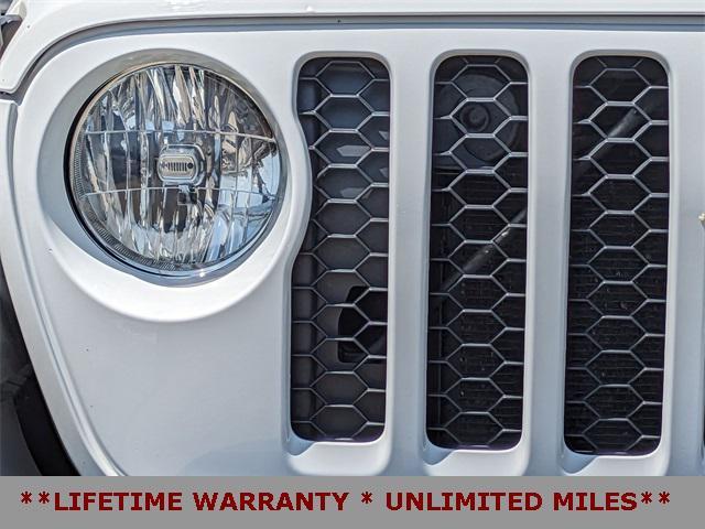 used 2020 Jeep Gladiator car, priced at $26,432