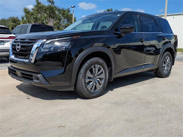 new 2025 Nissan Pathfinder car, priced at $32,990