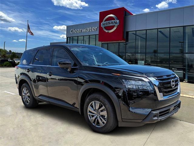 new 2025 Nissan Pathfinder car, priced at $32,990