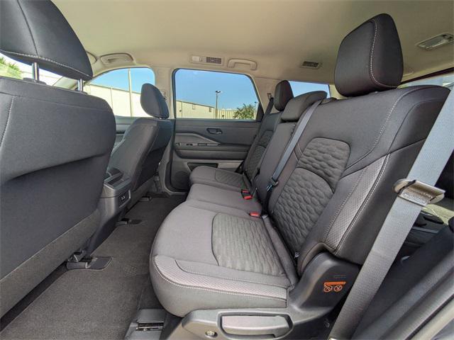 new 2025 Nissan Pathfinder car, priced at $32,990