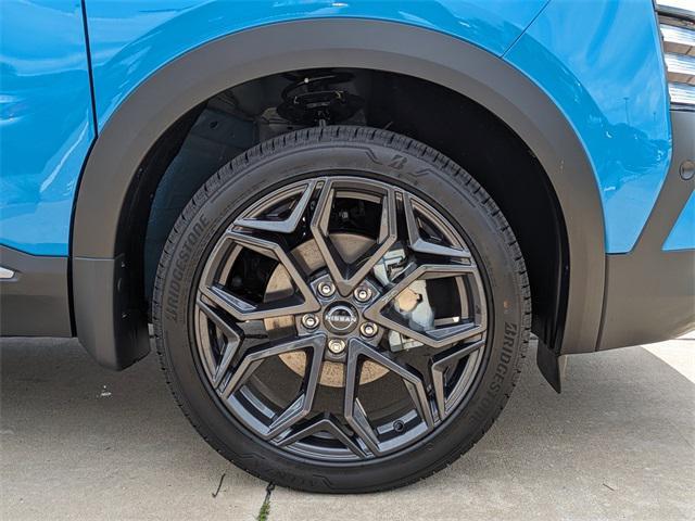 new 2025 Nissan Kicks car, priced at $27,934