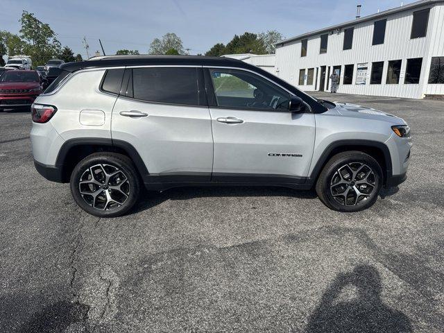 new 2025 Jeep Compass car, priced at $34,435