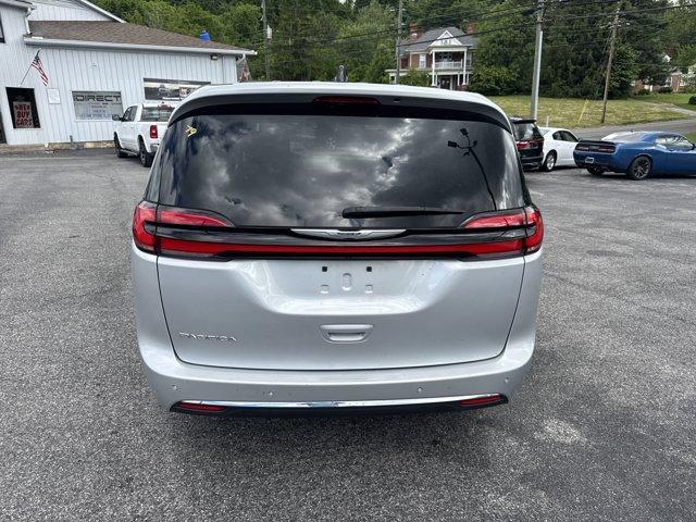 used 2024 Chrysler Pacifica car, priced at $33,952