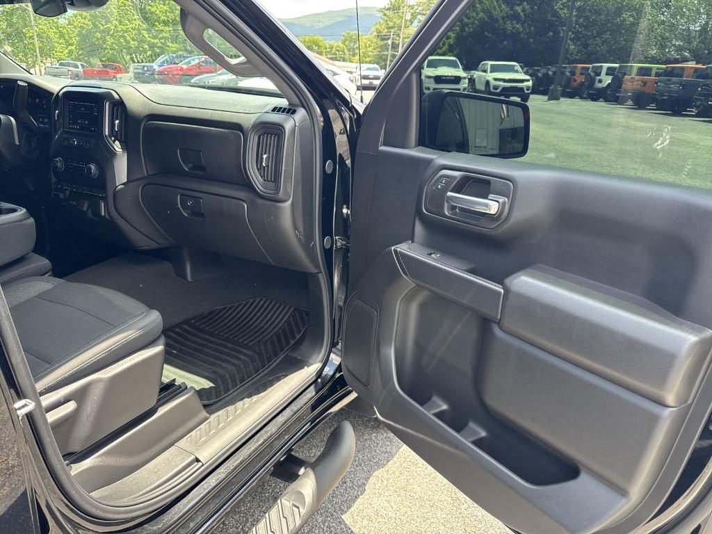 used 2025 Chevrolet Silverado 1500 car, priced at $42,635
