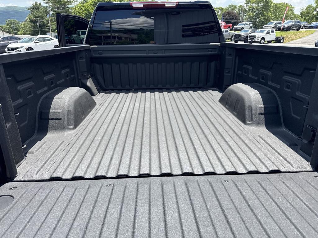 used 2025 Chevrolet Silverado 1500 car, priced at $42,635