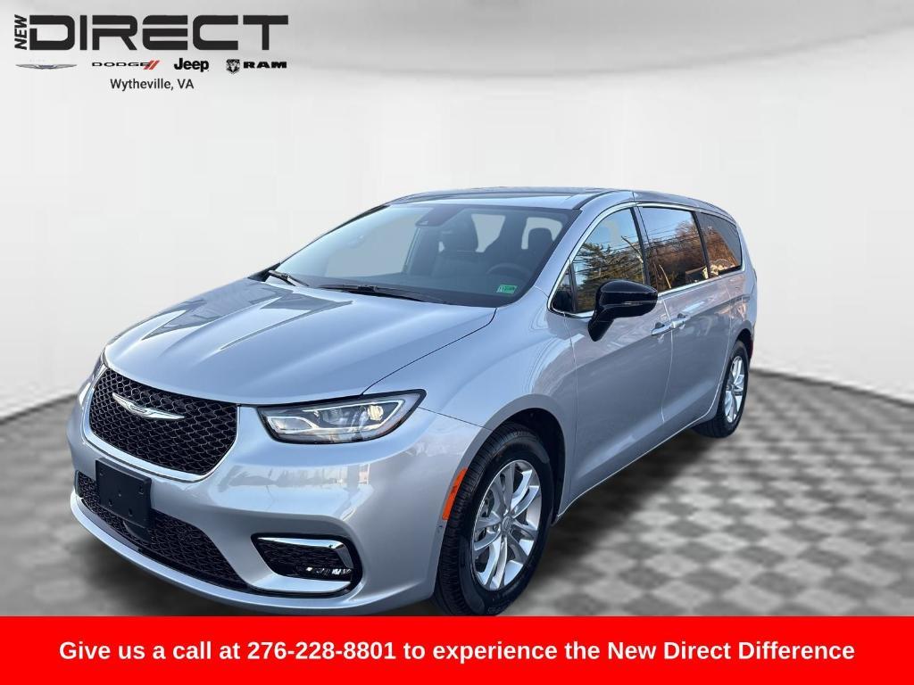 new 2026 Chrysler Pacifica car, priced at $45,215