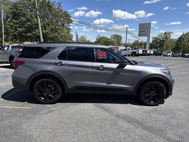 used 2024 Ford Explorer car, priced at $49,183