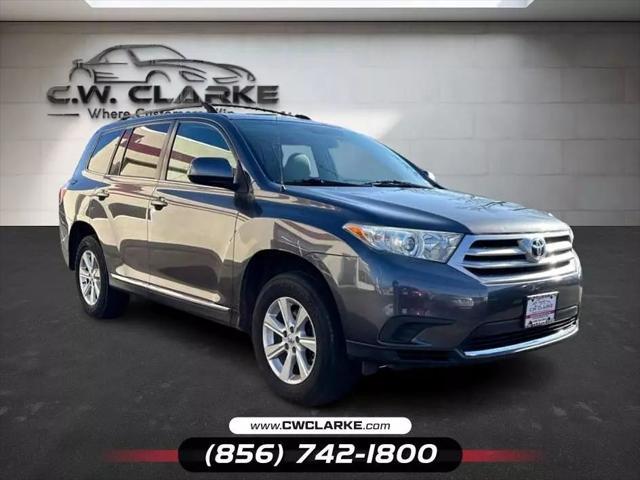 used 2011 Toyota Highlander car, priced at $12,499