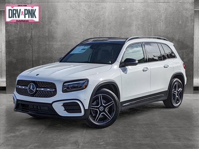 new 2024 Mercedes-Benz GLB 250 car, priced at $52,025