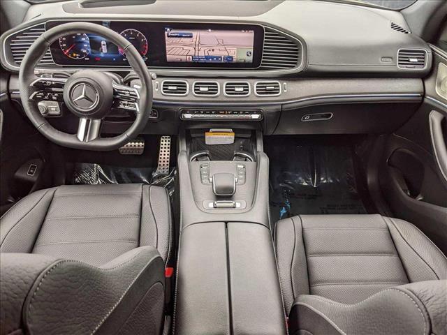 new 2025 Mercedes-Benz GLS 580 car, priced at $124,455