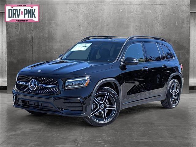 new 2024 Mercedes-Benz GLB 250 car, priced at $52,025