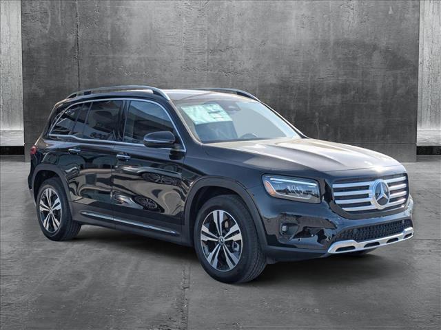 new 2025 Mercedes-Benz GLB 250 car, priced at $47,145