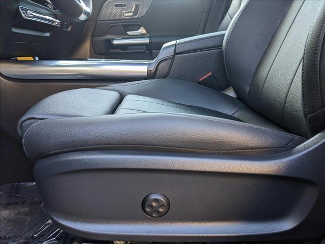 new 2025 Mercedes-Benz GLA 250 car, priced at $48,495