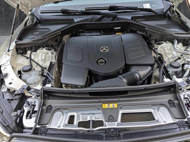 new 2025 Mercedes-Benz GLC 300 car, priced at $64,820