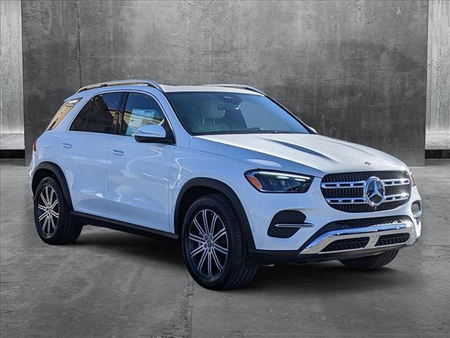 new 2025 Mercedes-Benz GLE 450 car, priced at $73,745