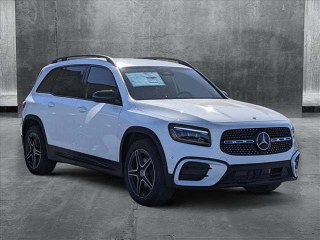 new 2024 Mercedes-Benz GLB 250 car, priced at $49,295
