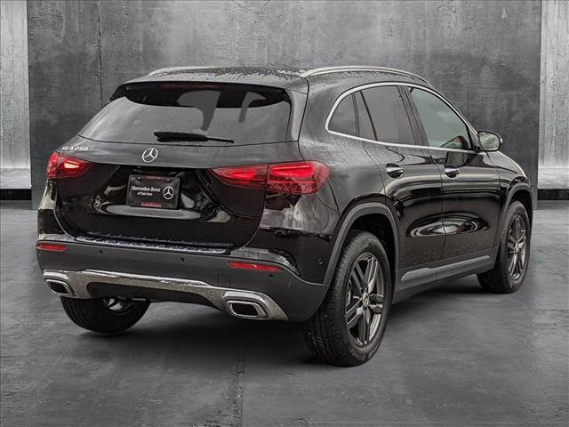 new 2025 Mercedes-Benz GLA 250 car, priced at $44,995