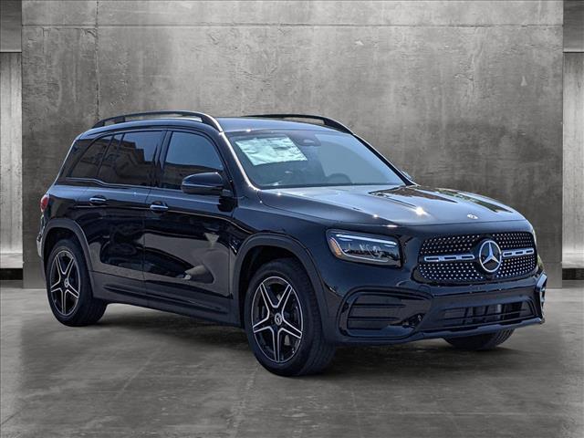 new 2024 Mercedes-Benz GLB 250 car, priced at $51,295