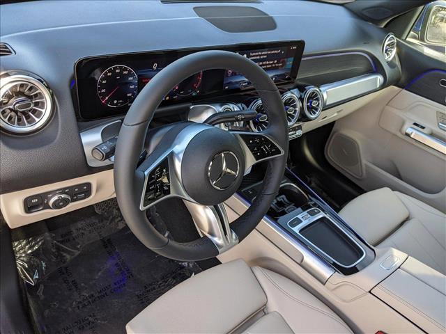 new 2024 Mercedes-Benz GLB 250 car, priced at $54,010