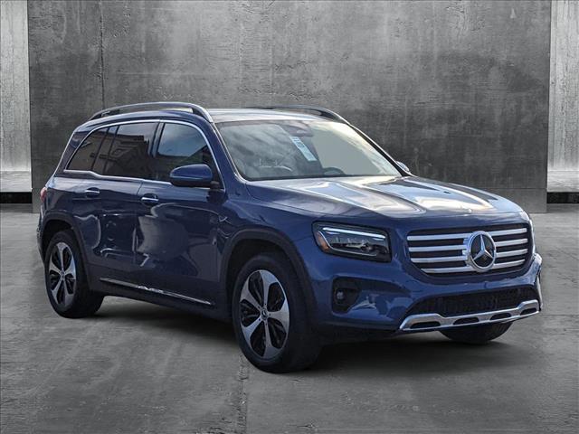 new 2024 Mercedes-Benz GLB 250 car, priced at $54,010