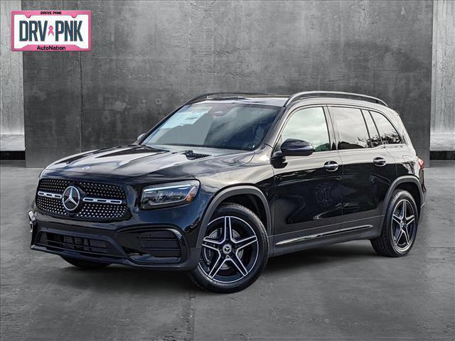 new 2024 Mercedes-Benz GLB 250 car, priced at $52,325