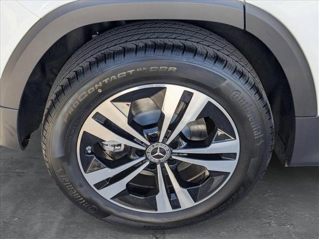 new 2025 Mercedes-Benz GLB 250 car, priced at $49,595