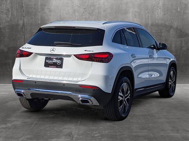 new 2025 Mercedes-Benz GLA 250 car, priced at $47,895