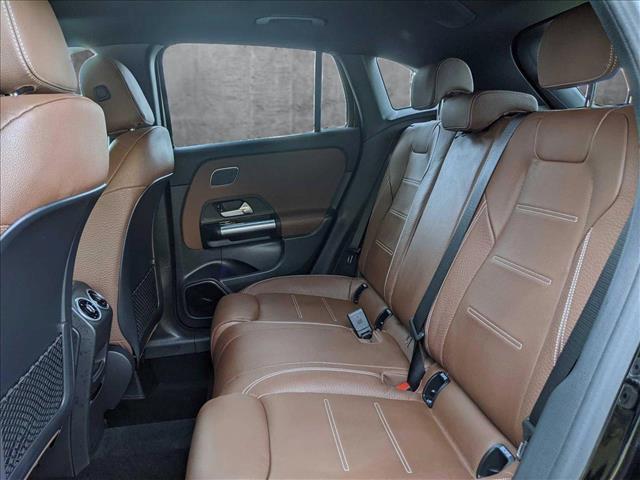 new 2025 Mercedes-Benz GLA 250 car, priced at $53,055