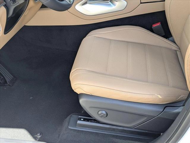 new 2025 Mercedes-Benz GLE 450e car, priced at $81,395