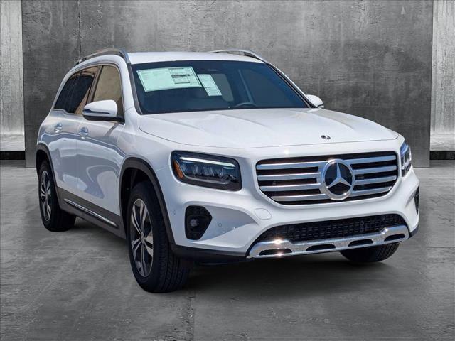 new 2025 Mercedes-Benz GLB 250 car, priced at $49,595