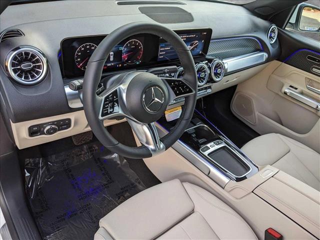 new 2025 Mercedes-Benz GLB 250 car, priced at $51,095