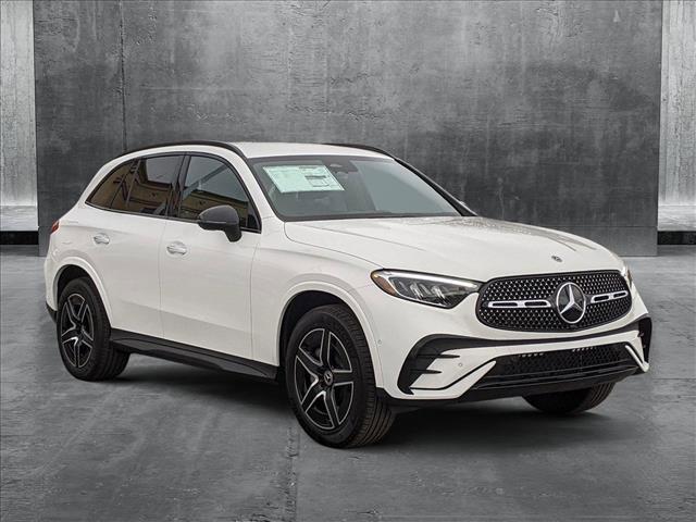 new 2025 Mercedes-Benz GLC 300 car, priced at $56,520