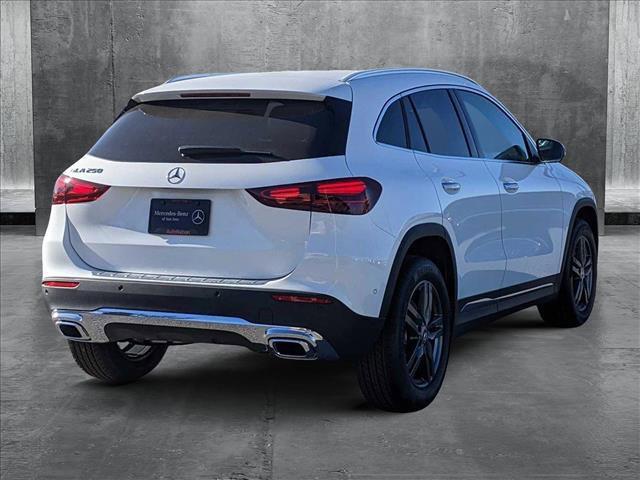 new 2025 Mercedes-Benz GLA 250 car, priced at $44,995