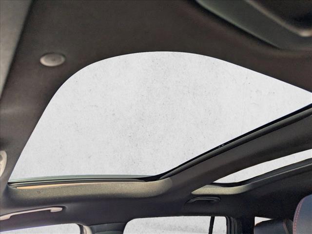 used 2022 Mercedes-Benz GLB 250 car, priced at $29,425