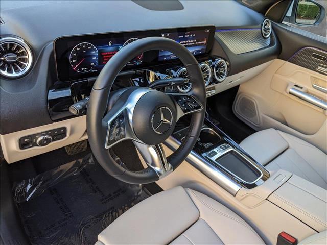 new 2025 Mercedes-Benz GLA 250 car, priced at $44,845