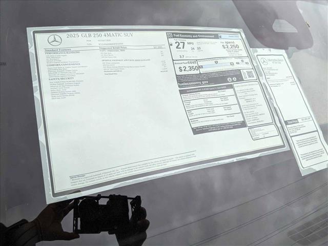new 2025 Mercedes-Benz GLB 250 car, priced at $49,595