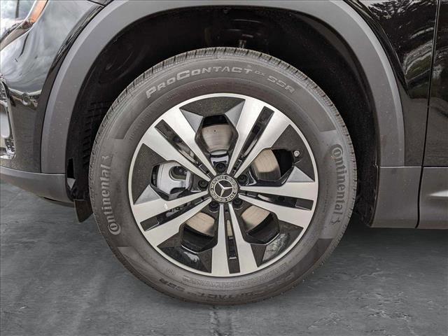 new 2025 Mercedes-Benz GLB 250 car, priced at $49,595