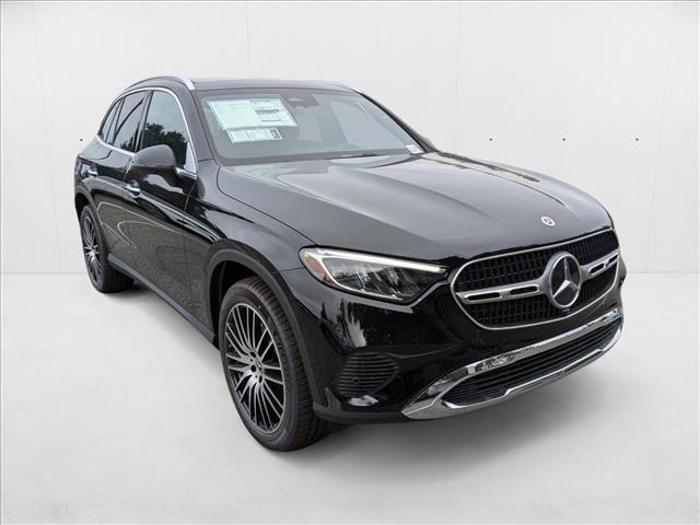 new 2025 Mercedes-Benz GLC 300 car, priced at $58,195
