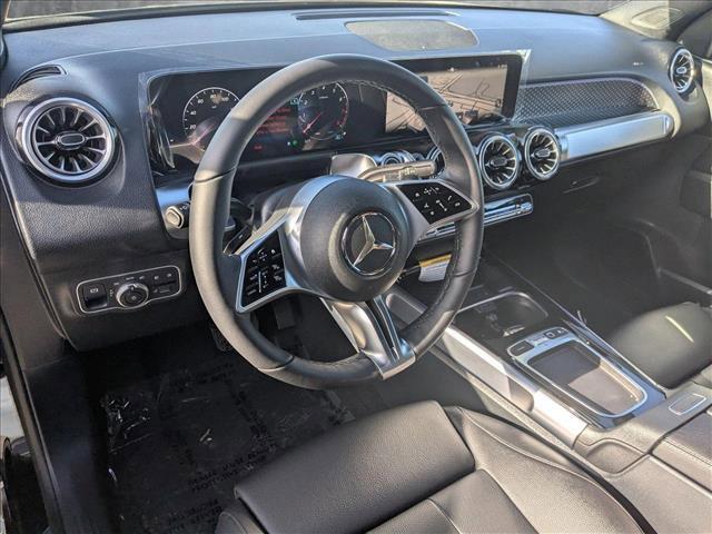 new 2025 Mercedes-Benz GLB 250 car, priced at $51,095