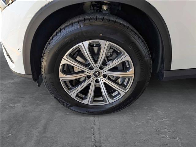 new 2025 Mercedes-Benz GLC 300 car, priced at $52,760