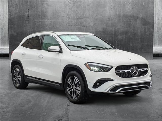 new 2025 Mercedes-Benz GLA 250 car, priced at $47,295