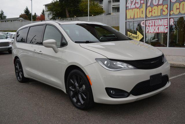 used 2019 Chrysler Pacifica car, priced at $13,999