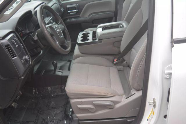 used 2018 GMC Sierra 2500 car, priced at $28,999