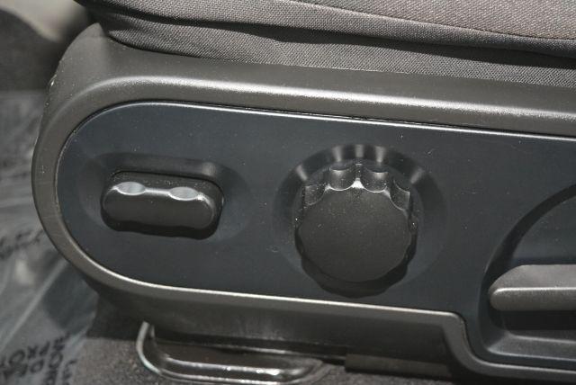 used 2005 Ford F-150 car, priced at $7,999