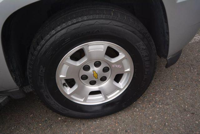 used 2013 Chevrolet Suburban car, priced at $14,999