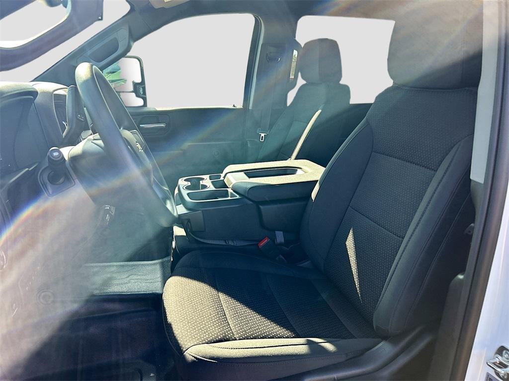 new 2025 Chevrolet Silverado 3500 car, priced at $56,300