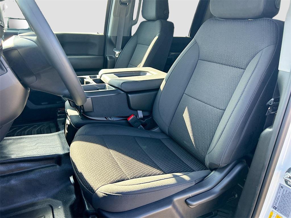 new 2025 Chevrolet Silverado 3500 car, priced at $56,300