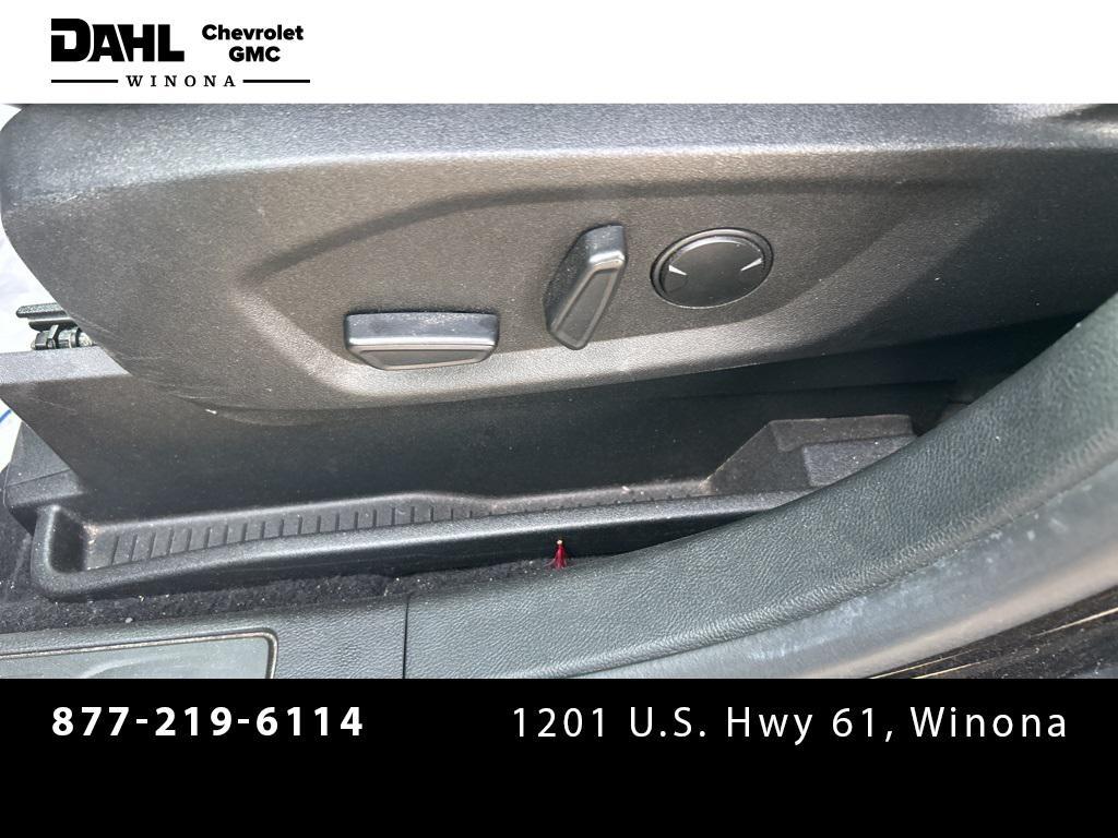 used 2023 Ford Edge car, priced at $24,900